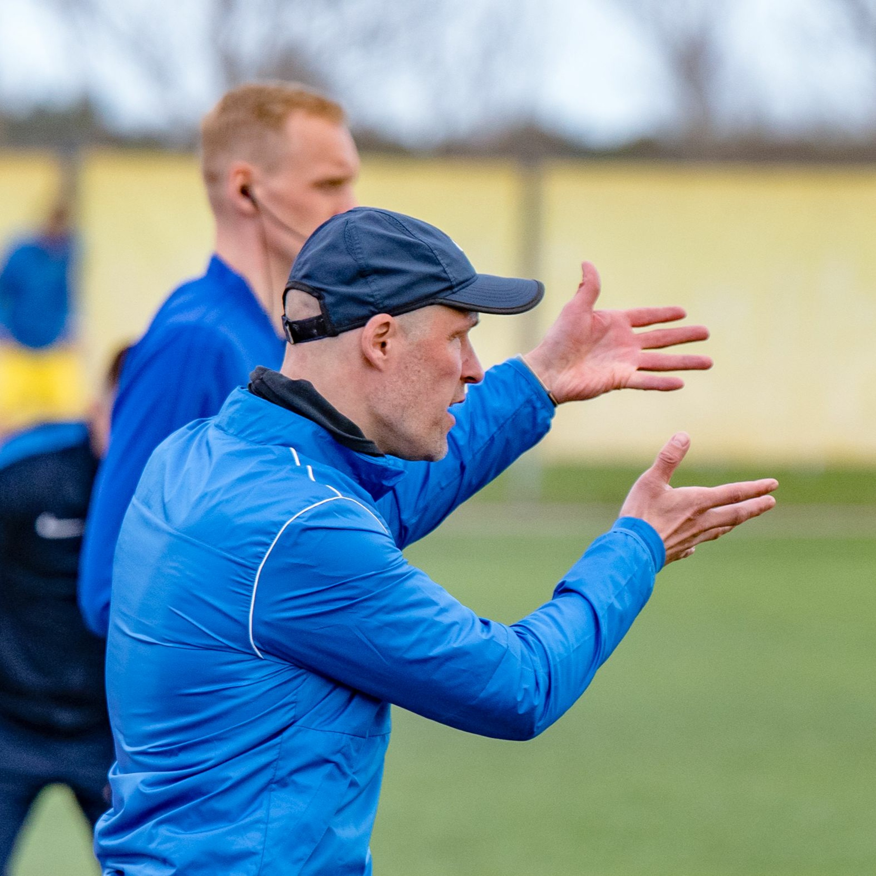 164. saade: Pooltäis klaasid löödi kummuli. Kas peaks hakkama vallandama?