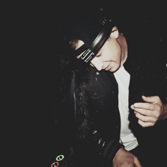 THE BURGCAST 010DECEMBER22