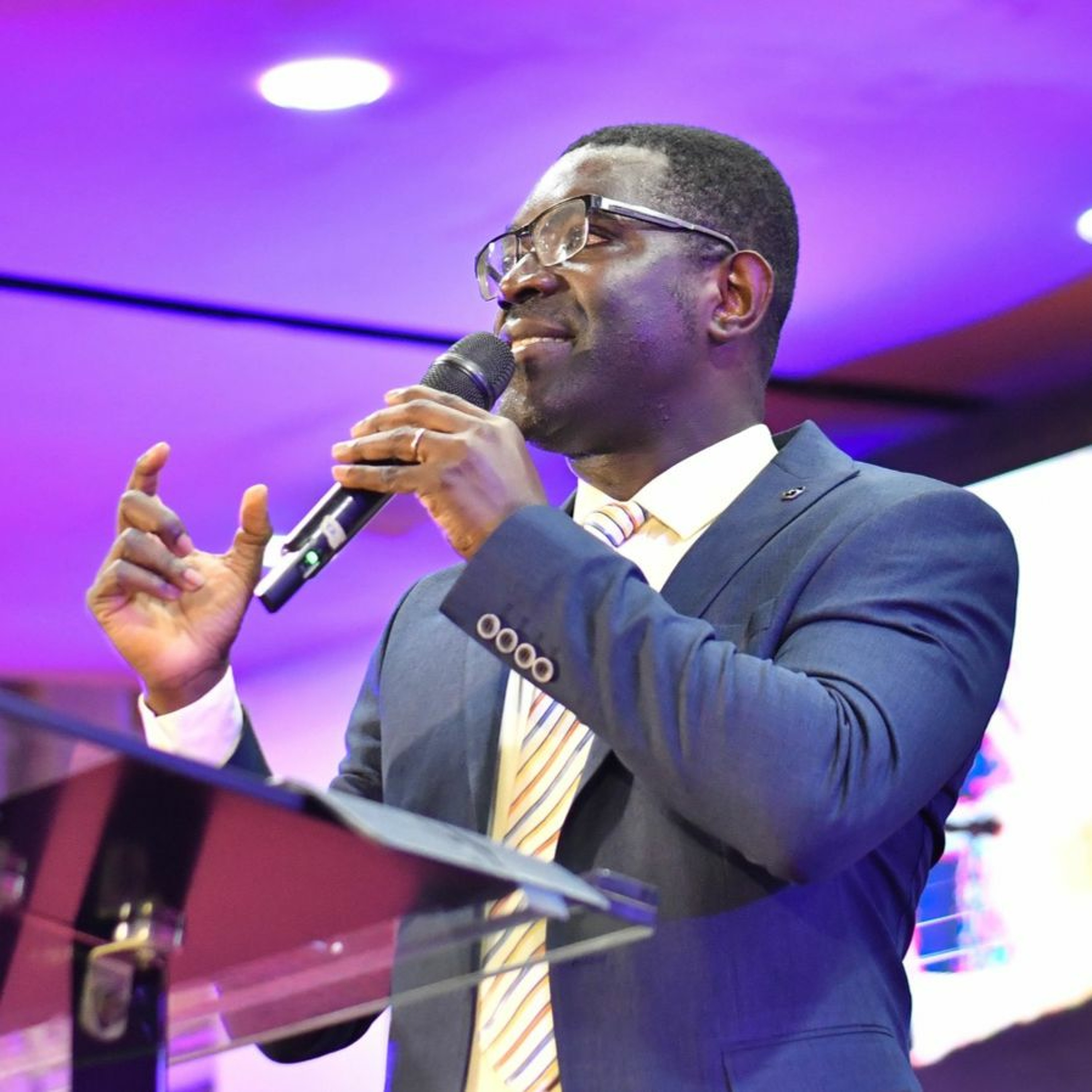 Piwc Accra