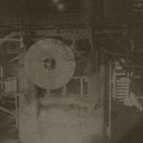 04 Kragrowargkomn - Tlak [feat. El Muflono]