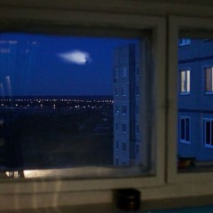 halley's comet but it's playing from the apartment below you at 1:32 am