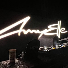 Deep Underground Tech House Live Mix - AmyElle