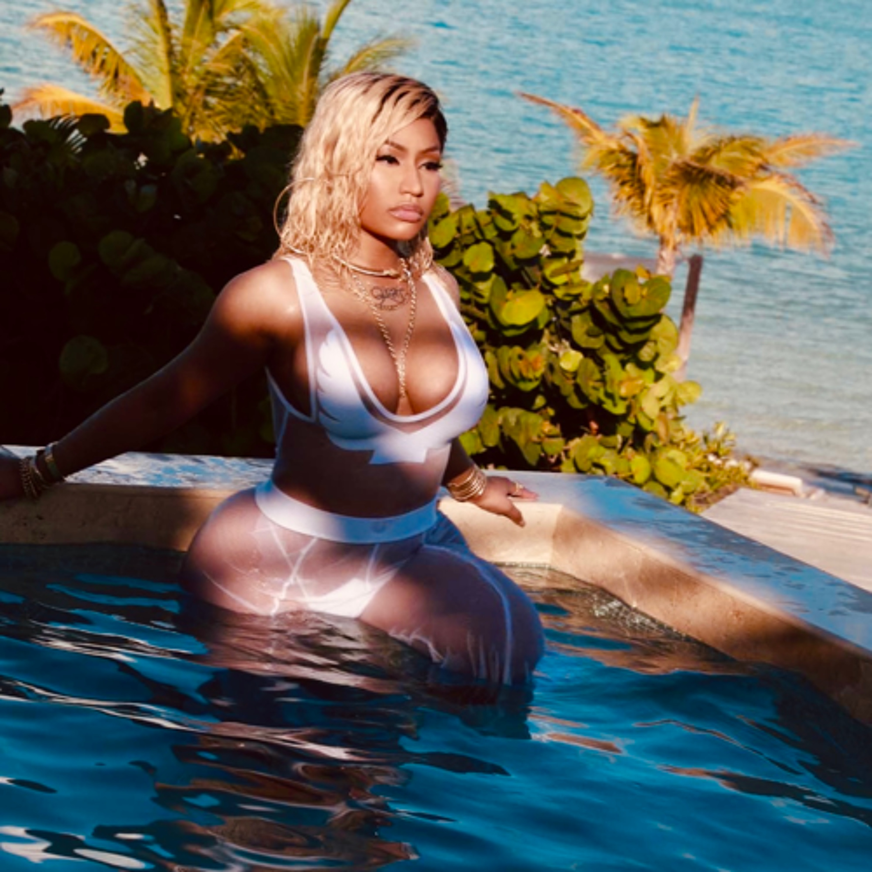 Nicki Minaj - Barbie Tingz (Recovery Riddim) episode artwork