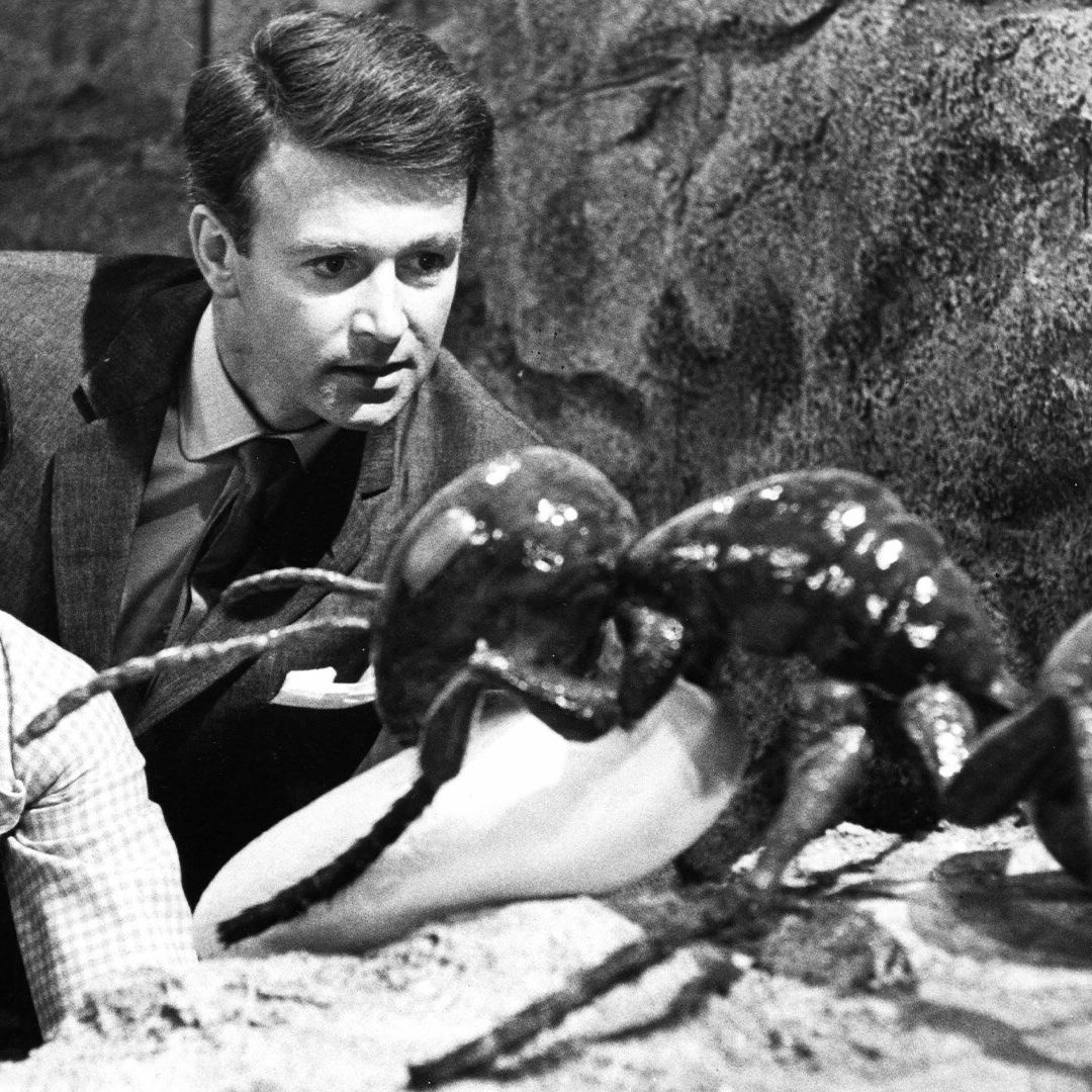 2 Guys A Girl And A Podcast Episode 271 -Doctor Who - Planert Of Giants episode artwork
