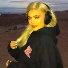 kanefaneto - kylie jenner *_-