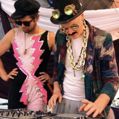 Eliot Davenport b2b Jones Around The World (aka Tumeric Latte) @ Rooftop Koos Hotel