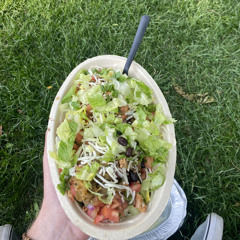 i feel like im at the mall