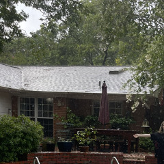 Rainy Day. (Pardee Urgent Care Glaive Cover)