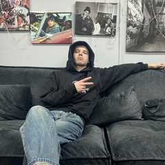 RRoxanaFreestyle(feat HIGHSET)