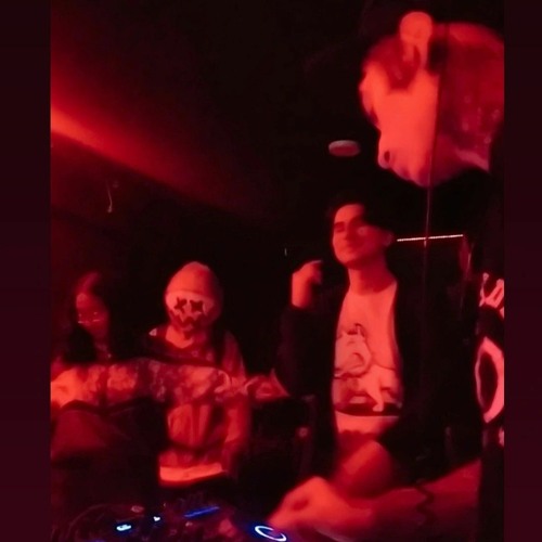 Loopclub Pres: Stalyn Dann Ibarra-Ecu  2022