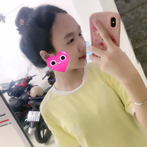 Giả Vờ Thương Em Được Không - HUY PT