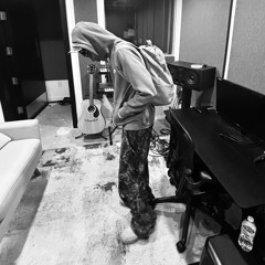 lazy boi prod. luvxomea