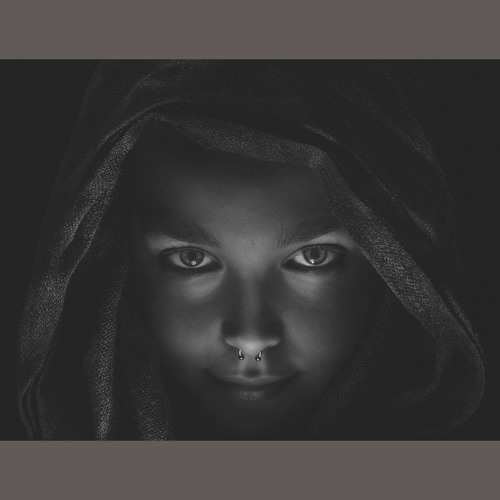 Noir [Downtempo, Dark, Dubstep, Trip-Hop mix]