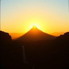 The Light That Never Breaks