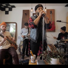 re.verse x Tona - live session (Higher / The Shield / War Child)