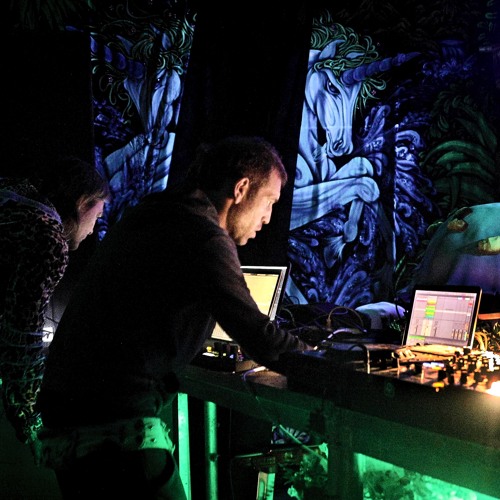 Isometric & Leopardtron - End Of Decade