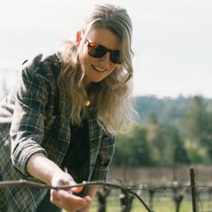 Episode 222 - Melanie McIntyre, RAEN Winery