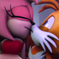 kissing tails