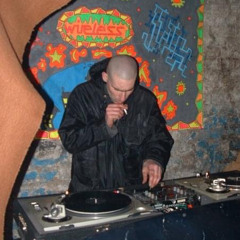 (Wireless/MO:FI) - Carl Kaotic, Scottish John & Marcus - Transform Radio Show [11.04.2004]