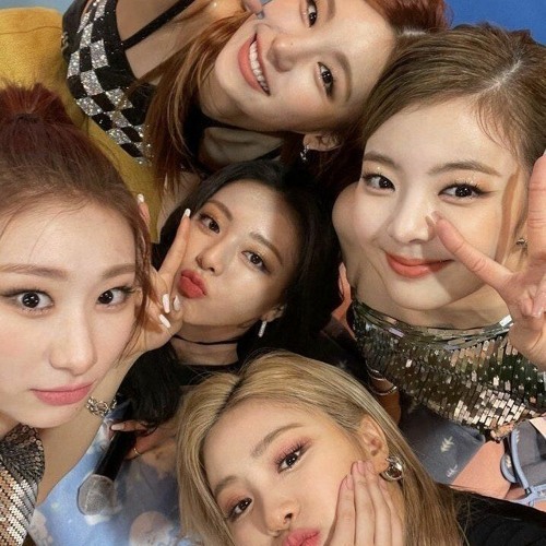 Itzy - Swipe (Nightcore)