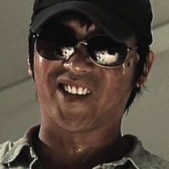 아줌마, 혹시 드릴이나 트랩 같은 거 있어요?