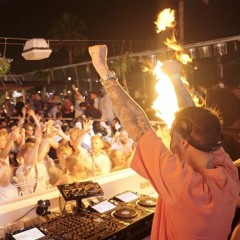 Crusy live @ Marina Beach Club - Valencia, Spain (15-07-2023)