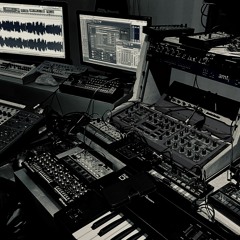 Drum & Face Off! Podcast 002  - Anansis vs. DesastaMasta