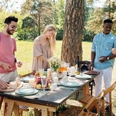 Family Reunion.        Lyrics