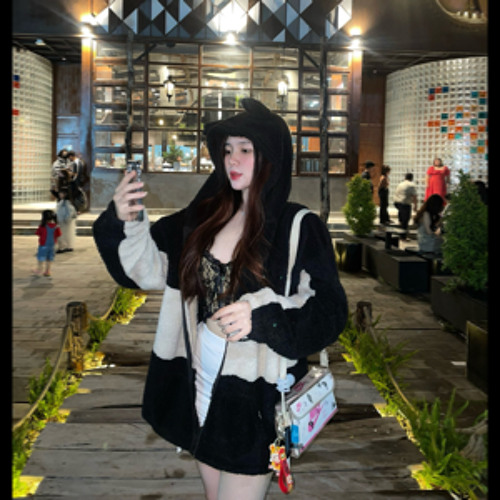 NST 1HOUSE ✈️🎶 - NIKI