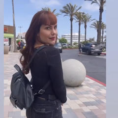 Emma Ruth Rumble - Arms I know so well cover - 7:7:22, 8.30 PM 2