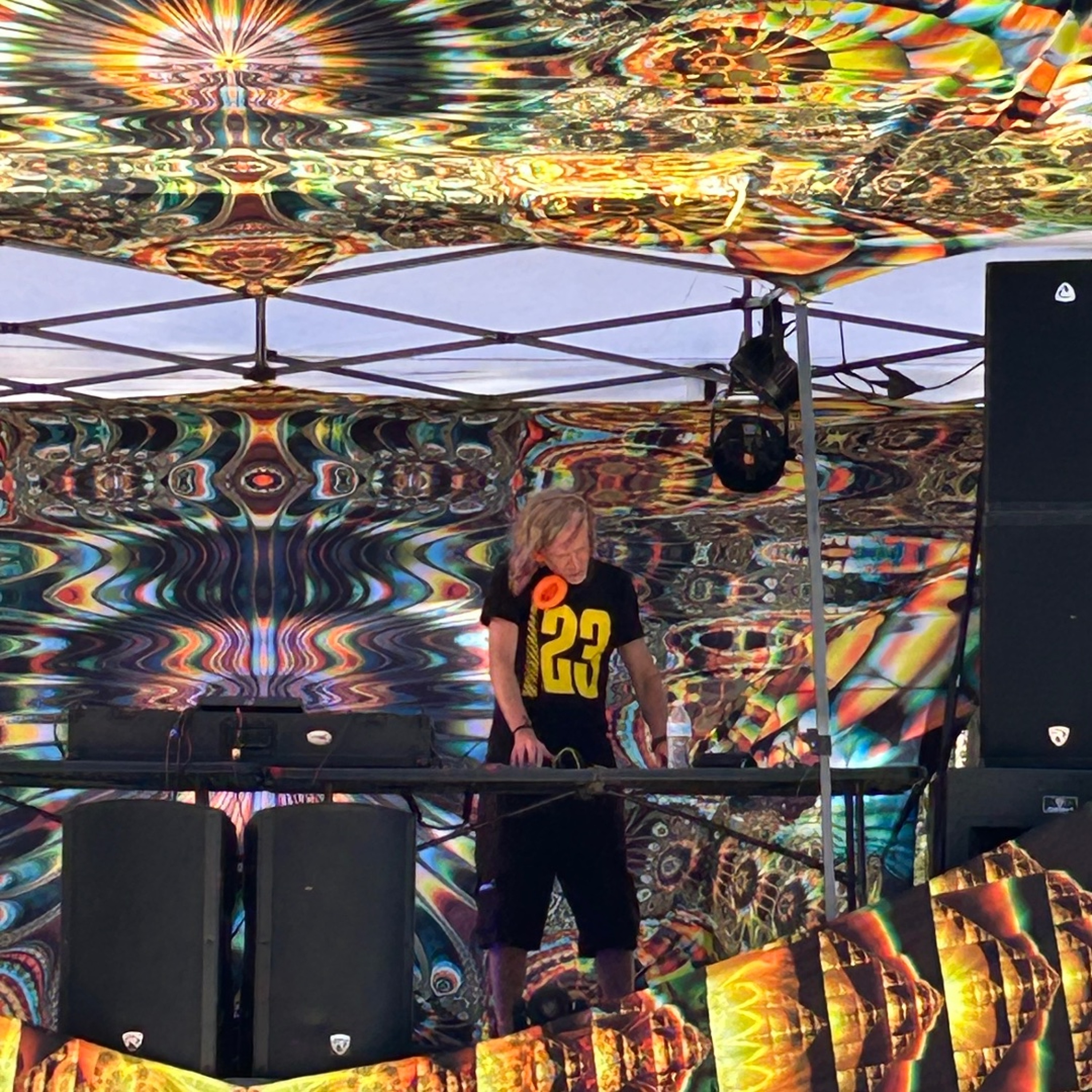 Perlin Boy - Live at Return to Paradise 3 2026 episode artwork