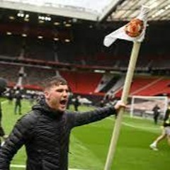 255 -Manchester United fans break into the stadium (3.5.2021)