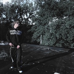 Fye in his face (cloak)