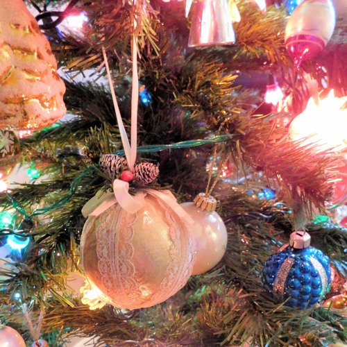 Christmas Carol Selection No. 6. Played By Dr Michael Spacie. Click Here For List Of Carols.