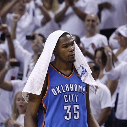 So Weakk (prod. pearondatrack)