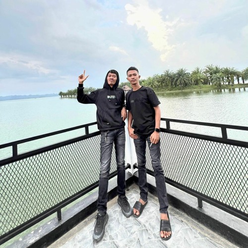 DJ GREY MP CLUB 24 APRIL 2024 VIP MEDRO OPET 805 & OCU DAPAYYY.mp3