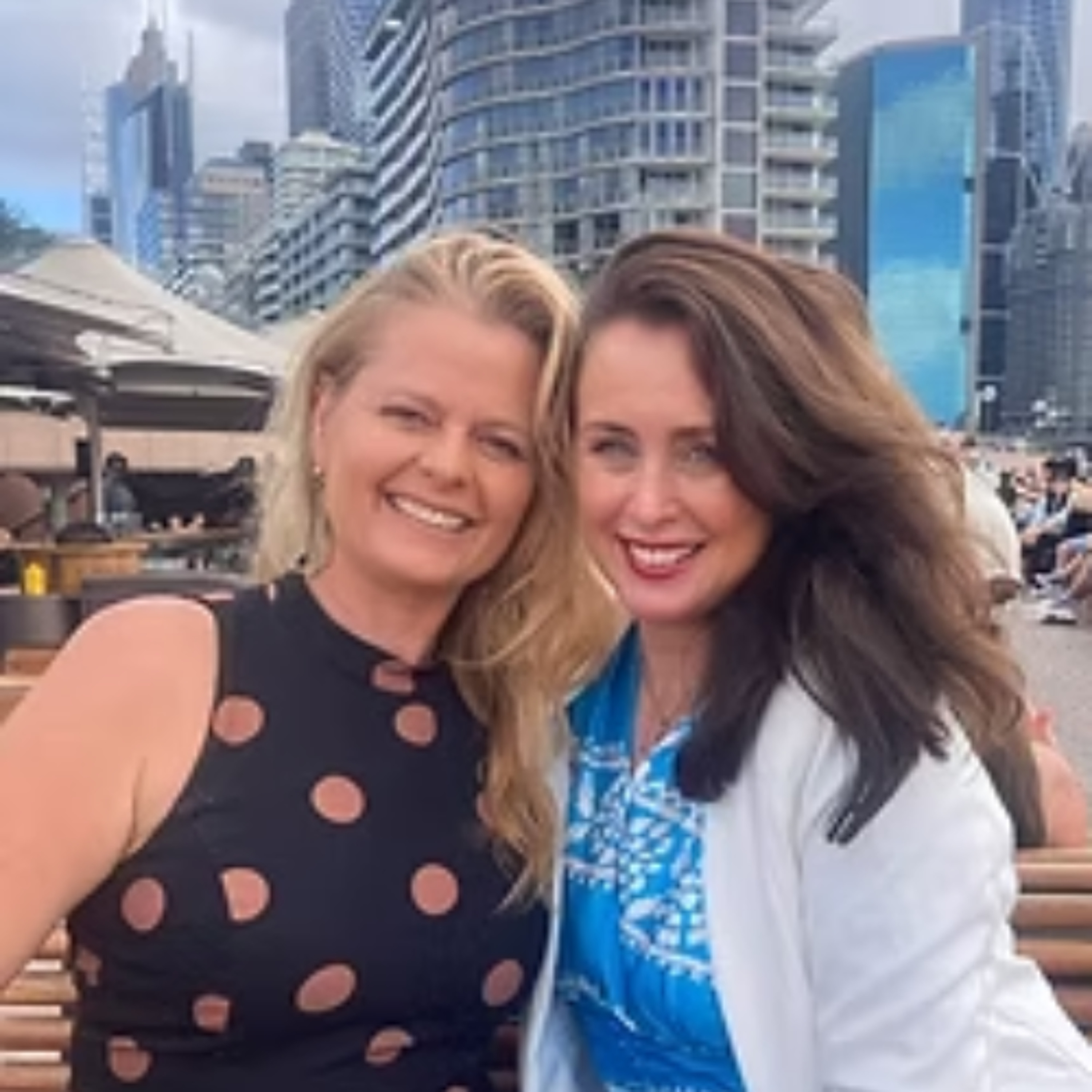 A Catch Up With Leadership Expert , Dating Specialist and Podcaster - Kim Dunlop