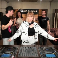 Anna Ullrich | Radio Rudina