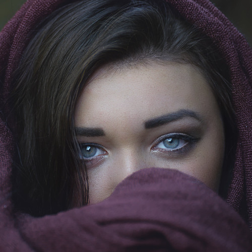 Geo Raphael feat. Fatima Zainab - Hurts (NEW)