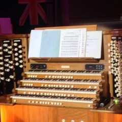 Bristol Beacon (Colston Hall) Organ Demonstration - Felix Aprahamian