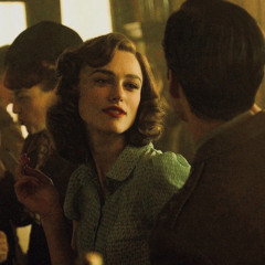 تجيني في الأغاني، في السوالف، في سؤال الحال