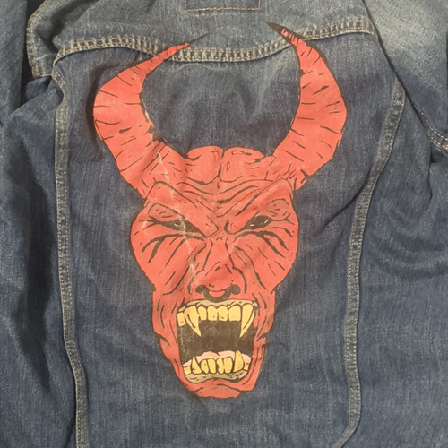 SvyR - Tested (Oficcial Audio)