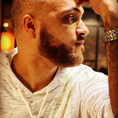 قصر بعيد - تامر عاشور - Cover