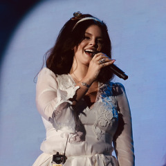 Playing dangerous acapella