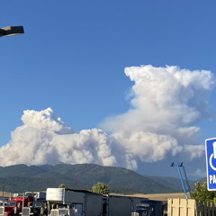 One hand shake away (one take freestyle)