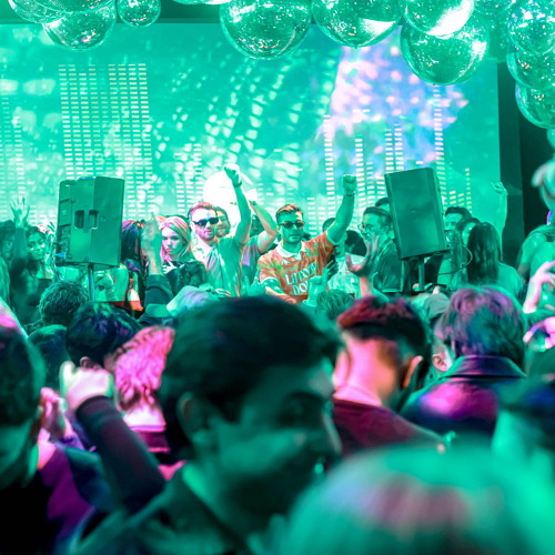 VIZDOM Tech/Lounge House Sample 2025