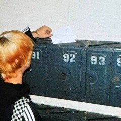 по лужам