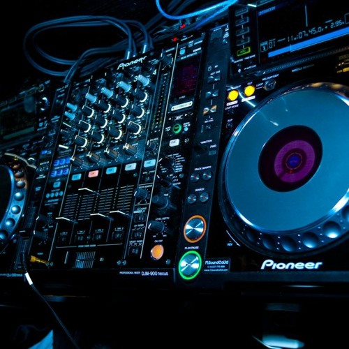 1. DJ WARNER MC SIMPSON SET 2023