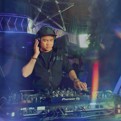 7. Đế Vương Mashup Tướng Quân Remix - Dunghoangpham X Đình Dũng X Nhật Phong X Dj Tist