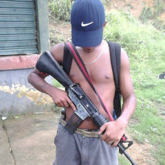 hahahahahah, quase que eu falei (ninenine4ever)